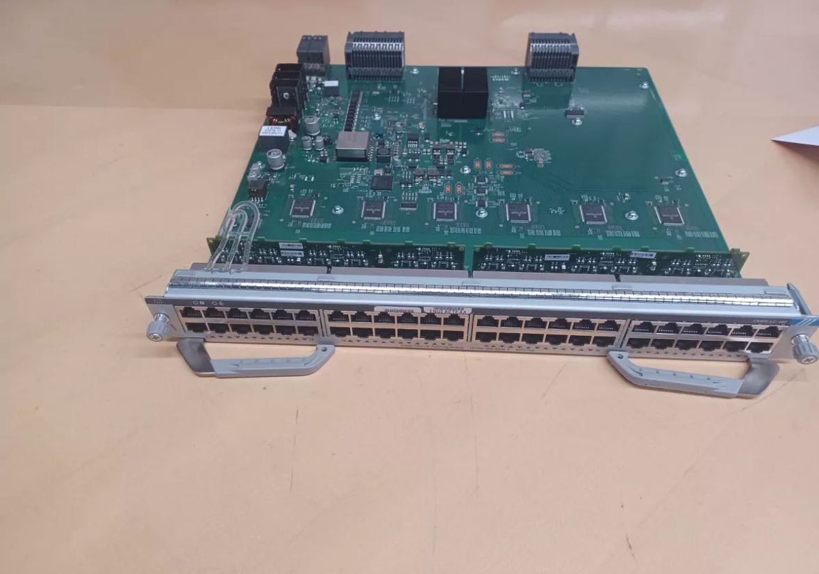 Интерфейсный модуль Cisco C9400-LC-48P Б/У