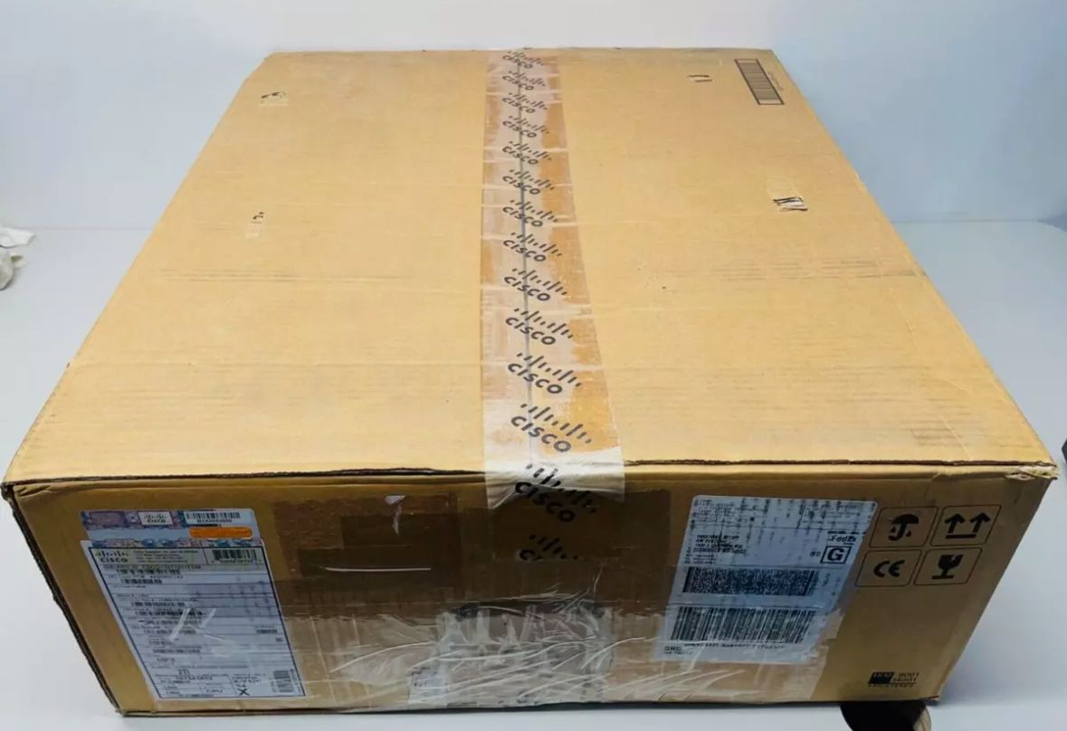 Коммутатор Cisco DS-C9148T-24EK9