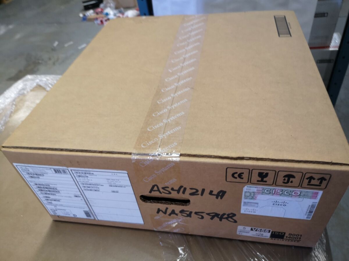 Коммутатор Cisco WS-C2960XR-48TD-I