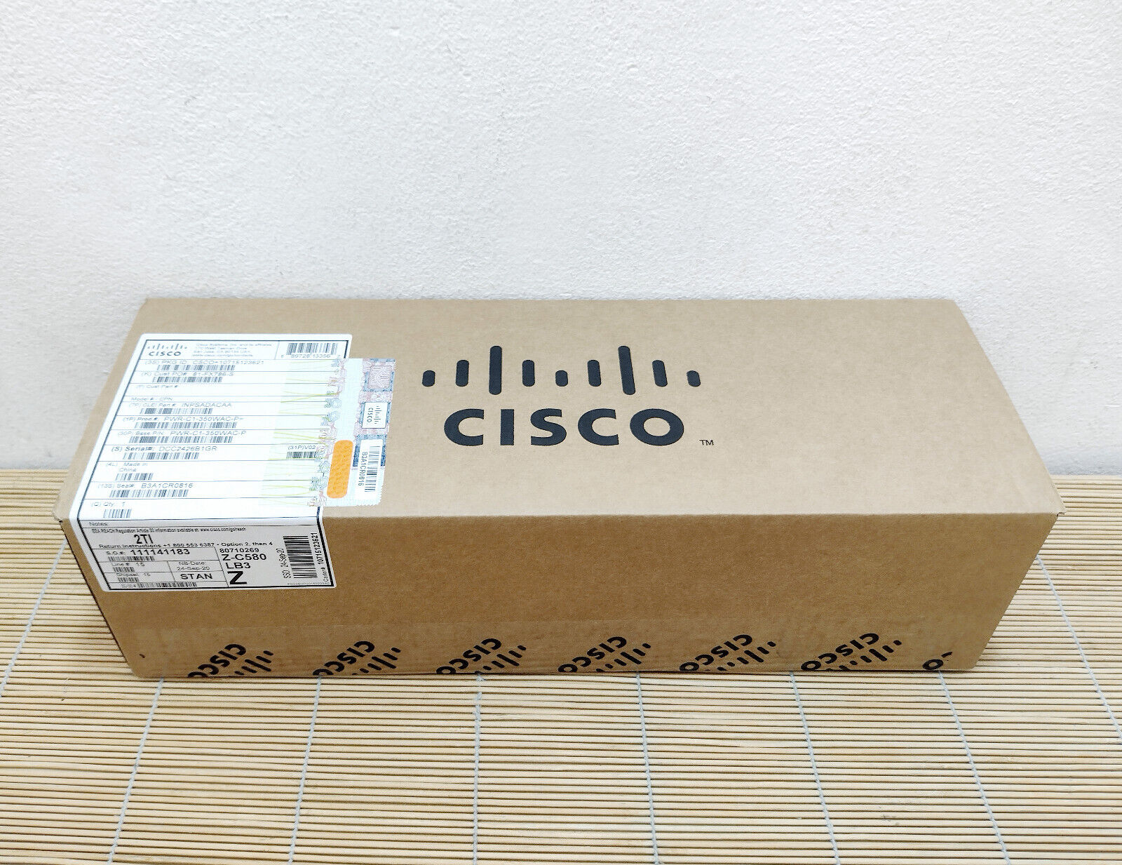 Блок питания Cisco NXA-PAC-650W-PE