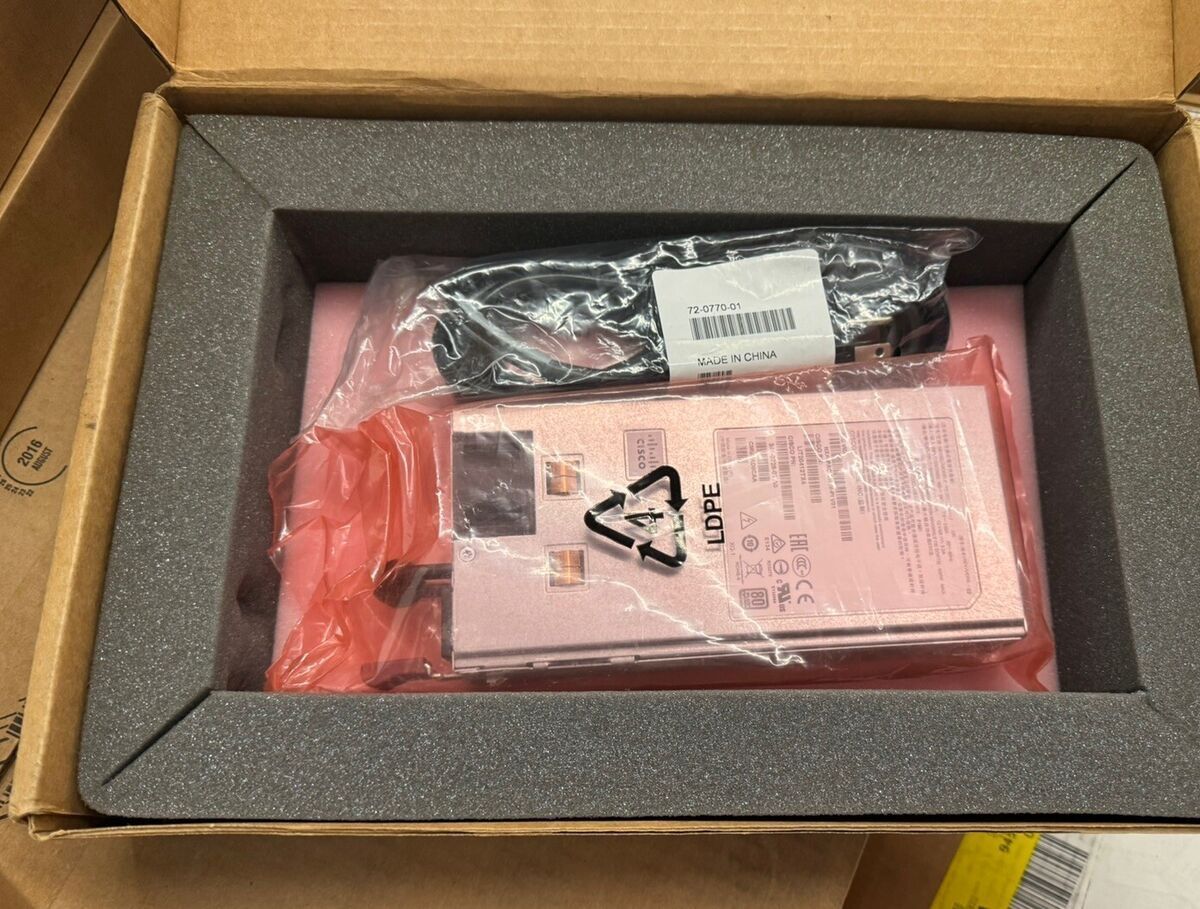 Блок питания Cisco NXA-PAC-650W-PI