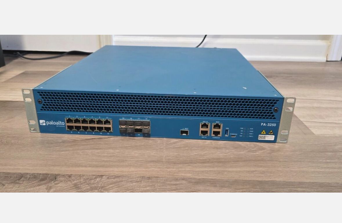 Межсетевой экран Palo Alto PAN-PA-3250 Used