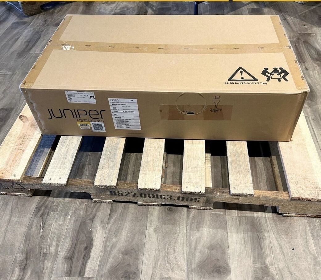 Коммутатор Juniper PTX10002-60C-AC