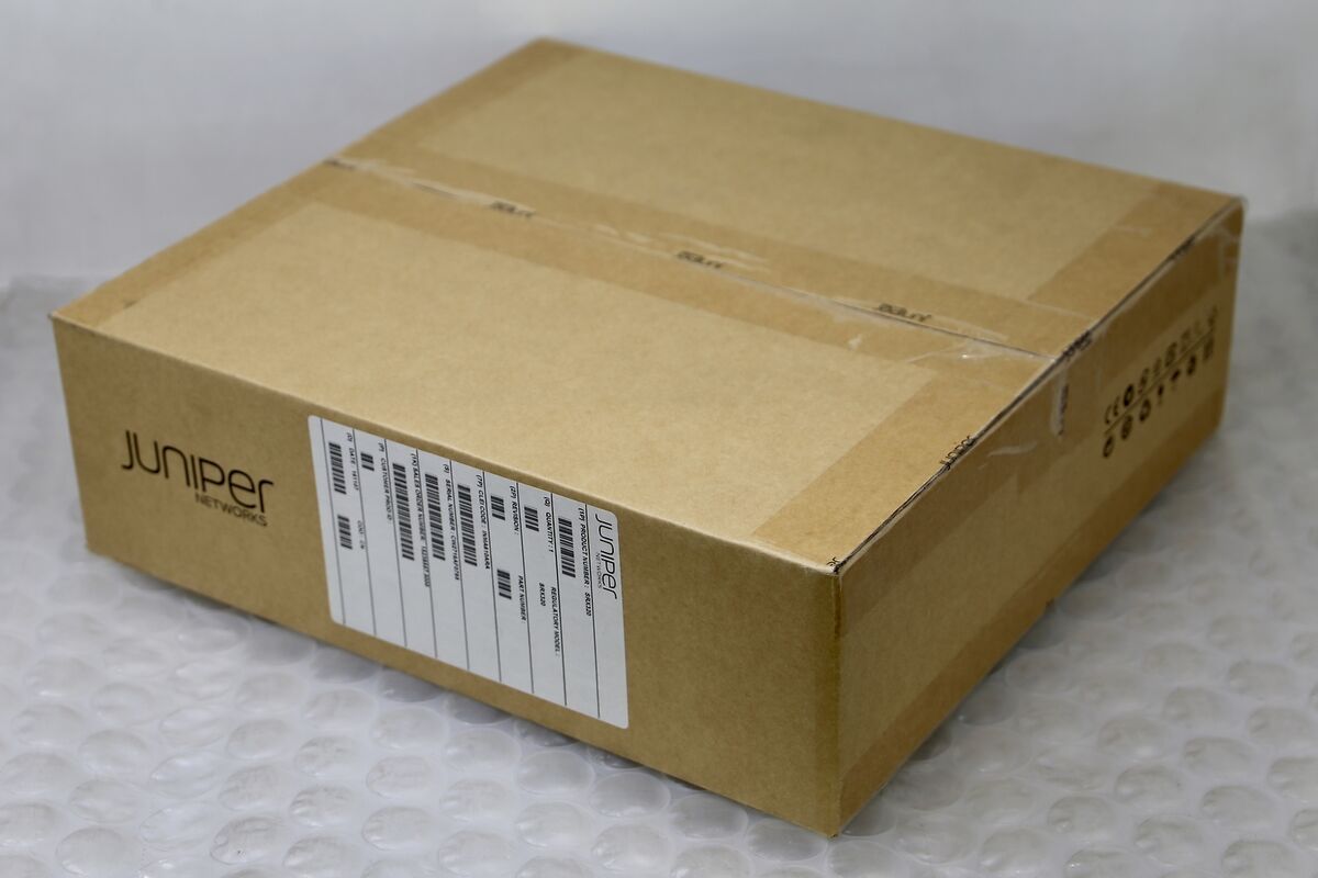 Межсетевой экран Juniper SRX320-SYS-JB