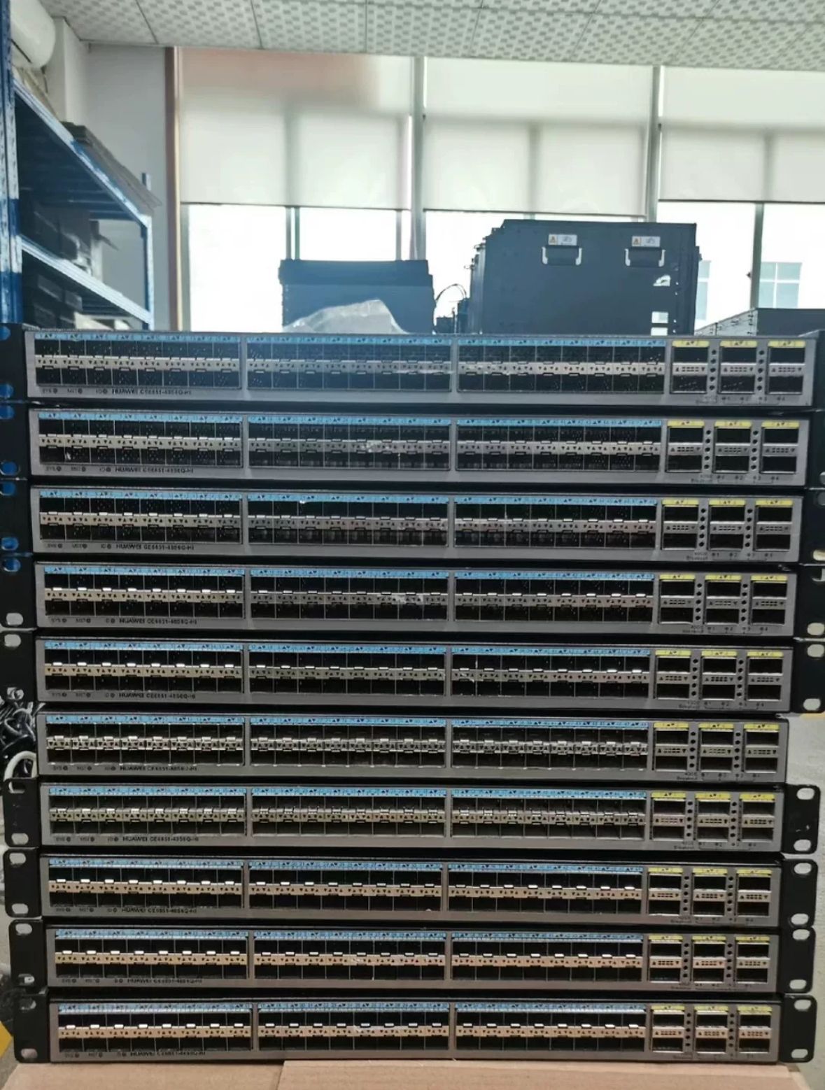 Коммутатор CE6855-48S6Q-HI 2*AC Used