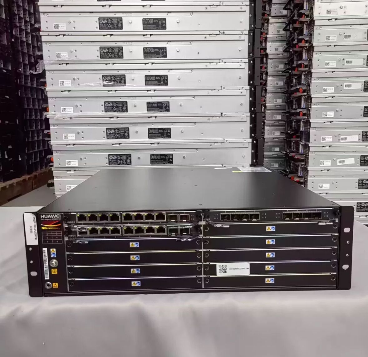 Межсетевой экран Huaw*i USG6670-AC (16GE+8GE+4*10GE+2AC
