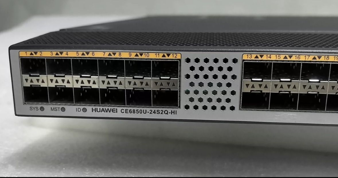 Коммутатор Huaw*i CE6850U-24S2Q-HI
