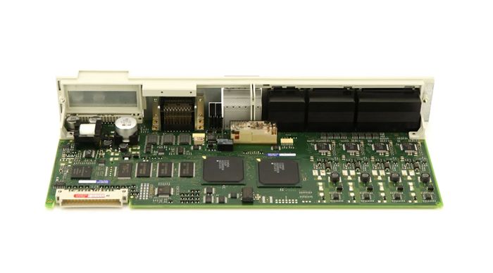 Модуль Siemens 6SN1118-0DM33-0AA2 / 6SN11180DM330AA2