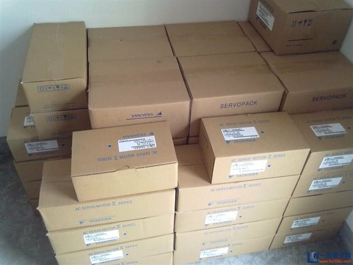 Модуль YASKAWA SGMRS-06A2B-YR11