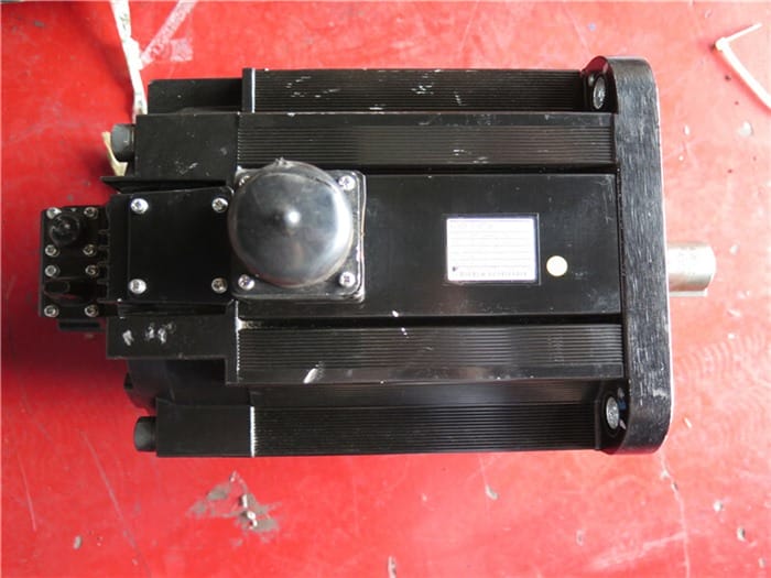 Модуль Yaskawa SGMRS-55A2A-YR21