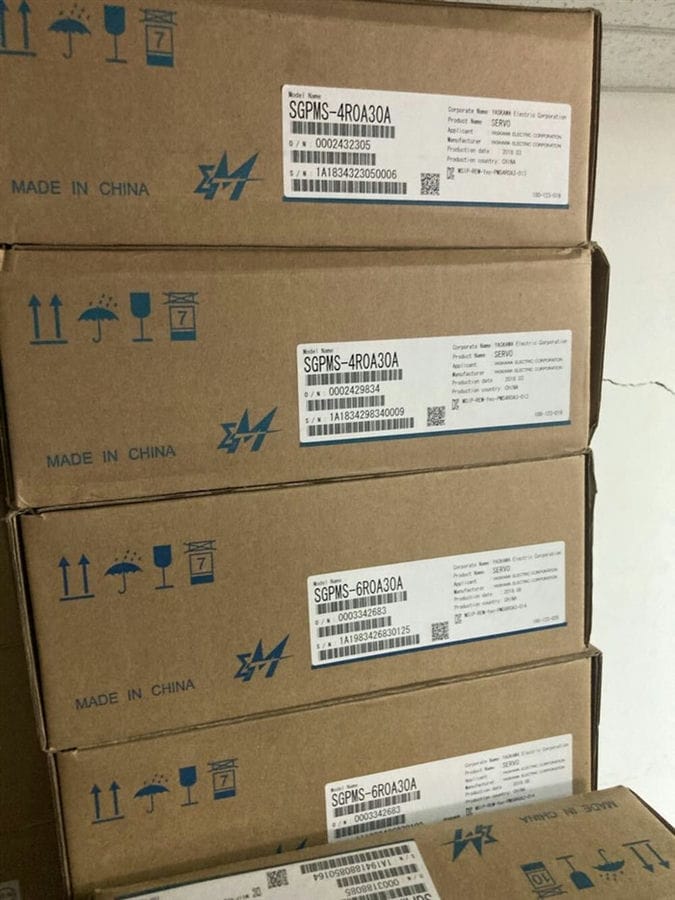 Модуль Yaskawa SGPMS-4R0A30A