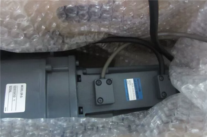 Модуль Mitsubishi HA-FH33BG Servo Motor