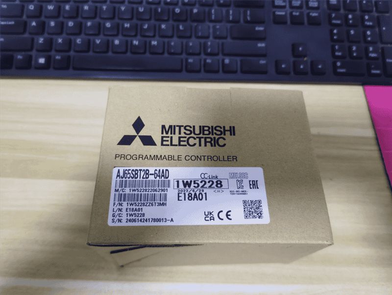 Модуль Mitsubishi AJ65SBT2B-64AD