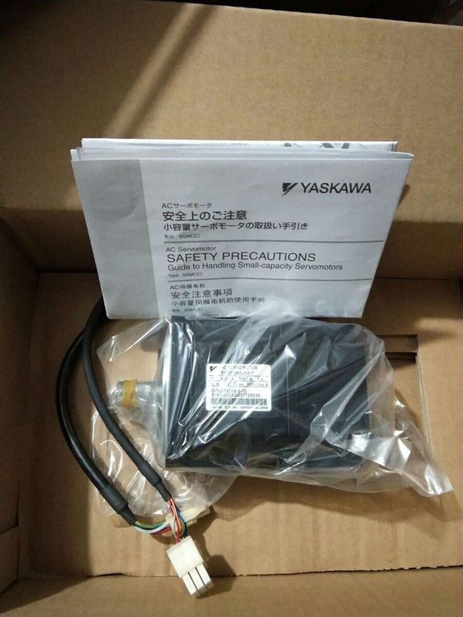 Модуль Yaskawa SGMP-04A2HA11