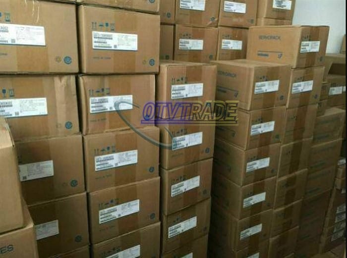 Модуль YASKAWA SERVO MOTOR SGMAH-A8A2A-YR11