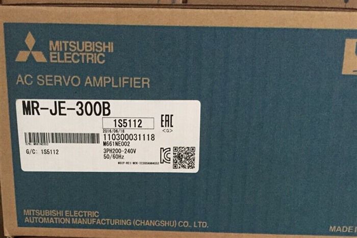 Модуль MITSUBISHI MR-JE-300B MRJE300B Servo Drive