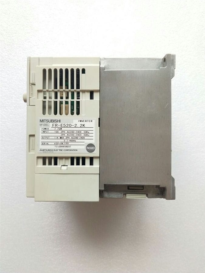 Модуль Mitsubishi FR-E520-2.2K