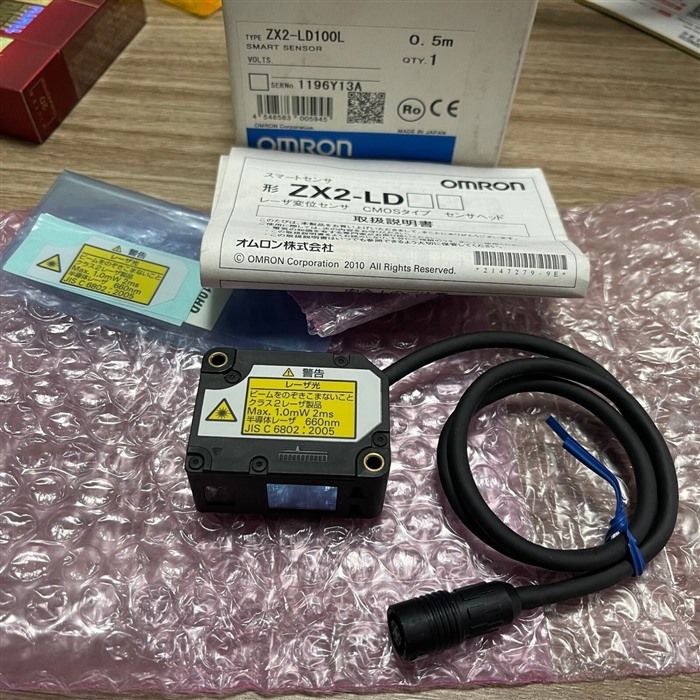 Модуль OMRON ZX2-LD100L Omron Smart Sensor ZX2LD100L