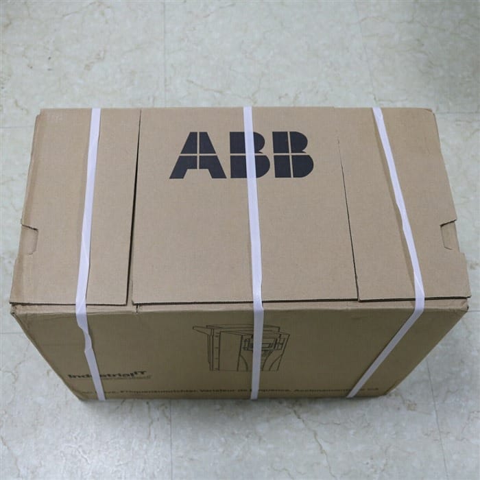 Модуль ABB ACS880-01-04A8-5