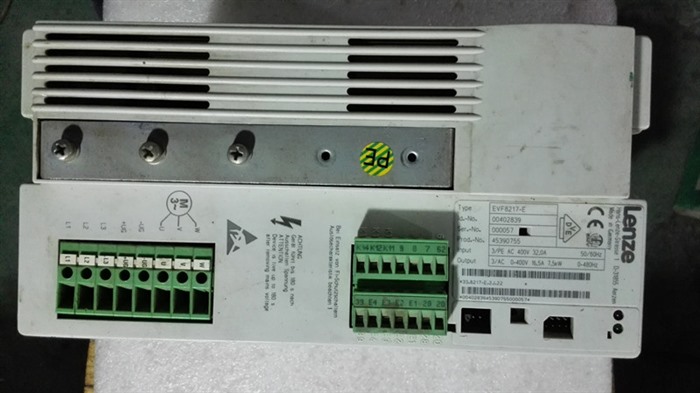 Модуль LENZE INVERTER EVF8217-E EVF8217E