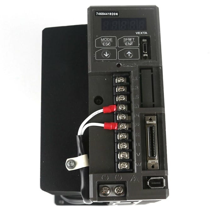 Модуль 1PIECE FUJI SERVO DRIVE RYS751S3-VVS