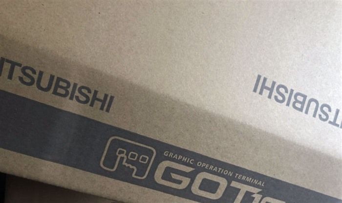 Модуль MITSUBISHI HMI GT1050-QBBD Touch Panel GT1050-QBBD