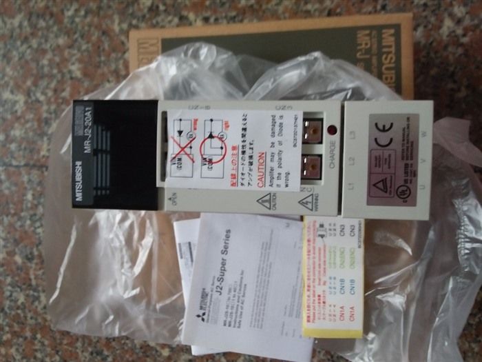 Модуль ORIGINAL MITSUBISHI AC SERVO DRIVER MR-J2-20A1