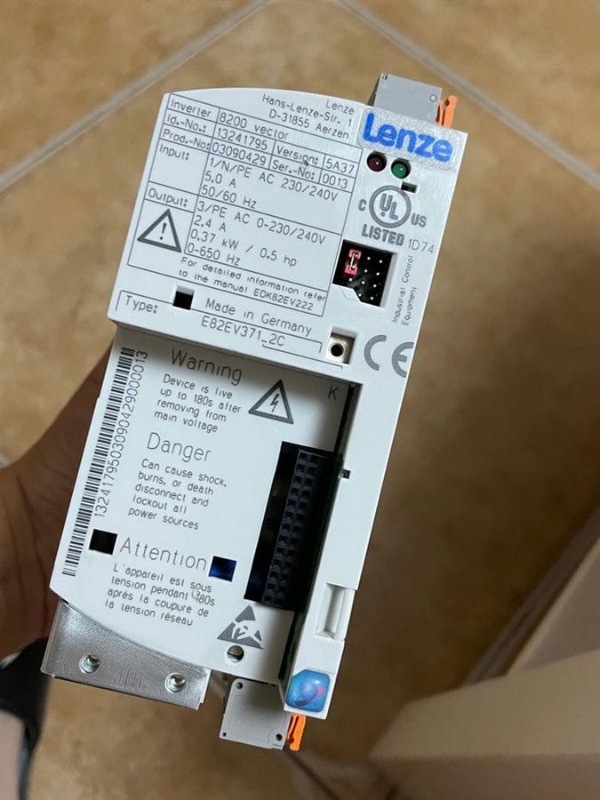 Модуль Lenze E82EV371K2C