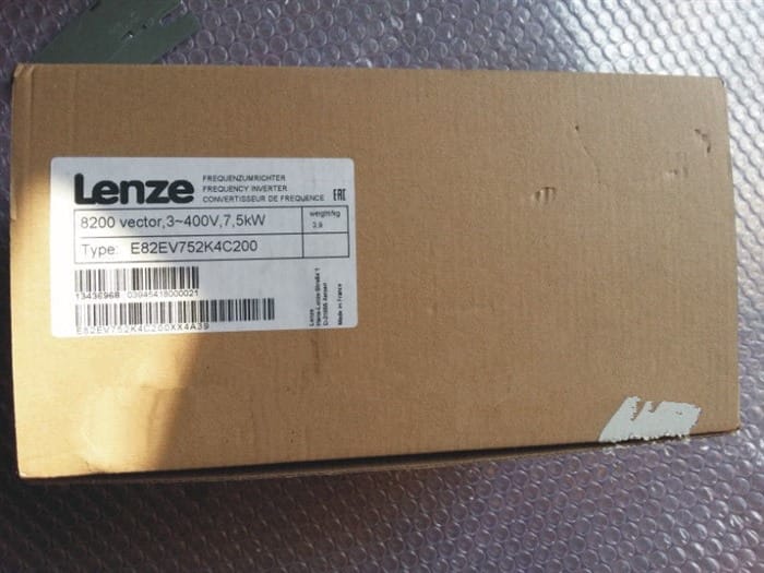 Модуль Lenze E82EV752K4C200