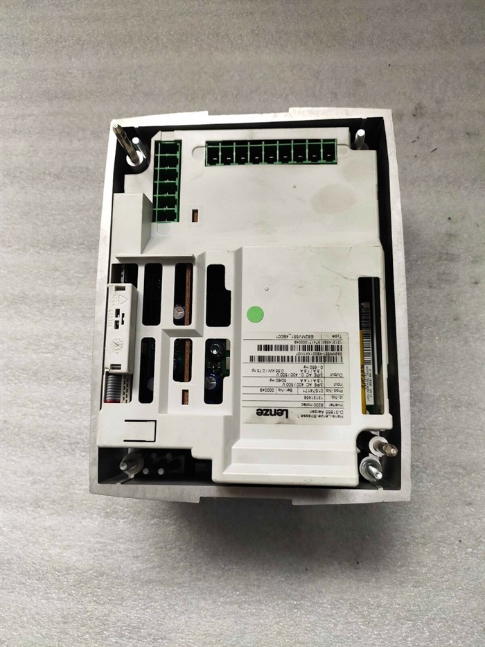 Модуль Lenze INVERTER E82MV551-4B001 refurbished
