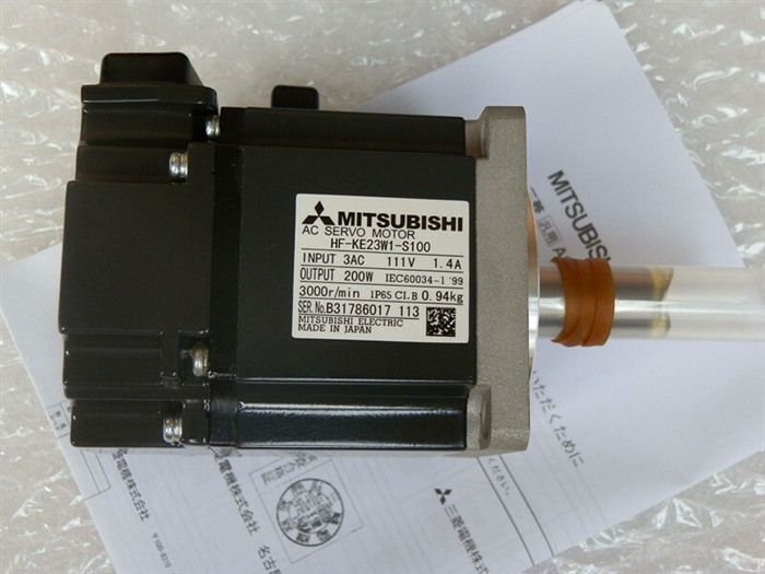 Модуль MITSUBISHI AC SERVO MOTOR HF-KE23W1-S100 HFKE23W1S100ING