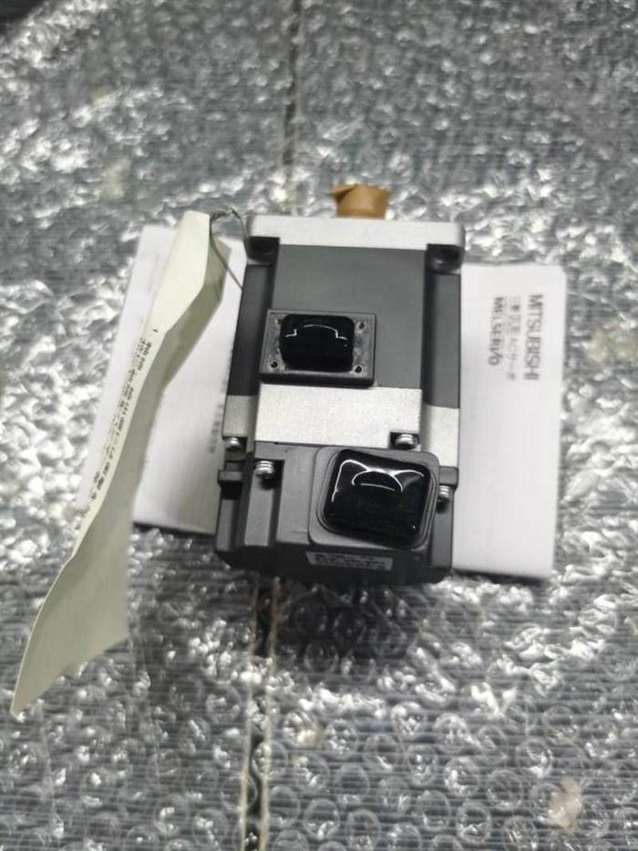 Модуль MITSUBISHI HF-KN23 AC SERVO MOTOR HFKN23 ORIGINAL