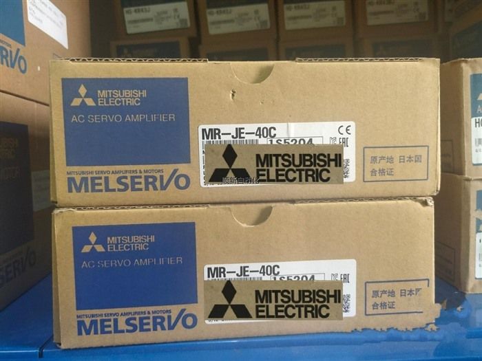 Модуль MITSUBISHI MR-JE-40C AC SERVO DRIVER MRJE40C
