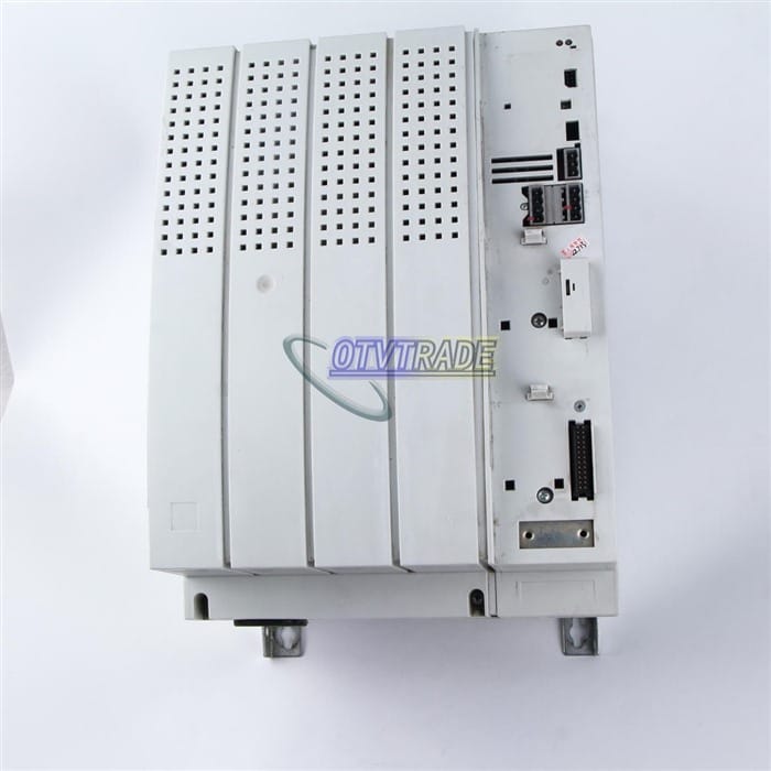 Модуль Lenze E82EV223K4B201