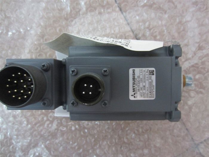 Модуль MITSUBISHI HA-FF33C-S5 AC SERVO MOTOR HAFF33CS5