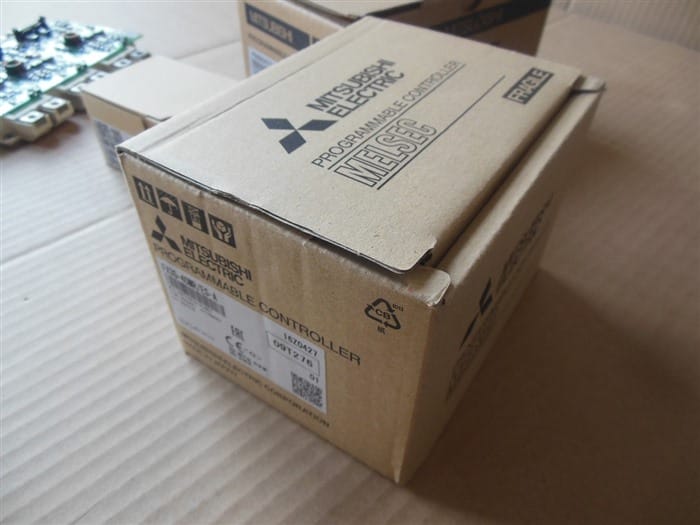 Модуль Mitsubishi FX3G-40MR/ES-A