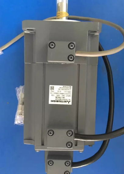 Модуль ORIGINAL MITSUBISHI AC SERVO MOTOR HA-FH63B