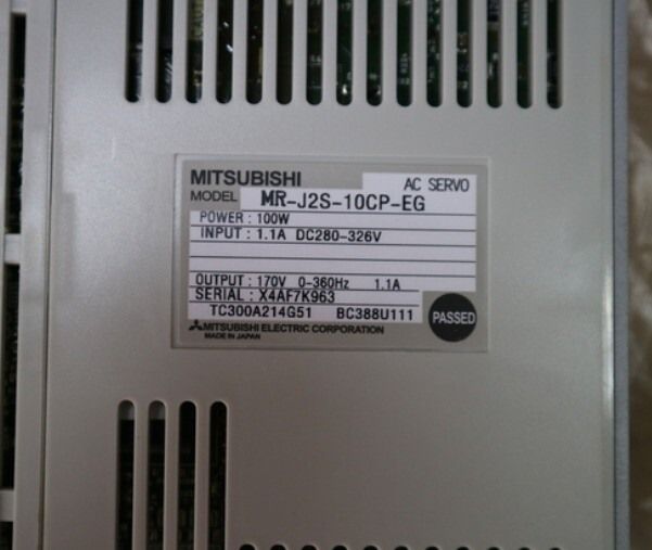 Модуль MITSUBISHI AC SERVO DRIVER MR-J2S-10CP-EG