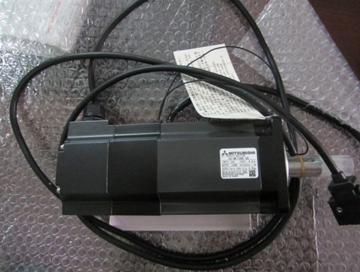 Модуль MITSUBISHI AC SERVO MOTOR HC-MF73BK-S6 HCMF73BKS6