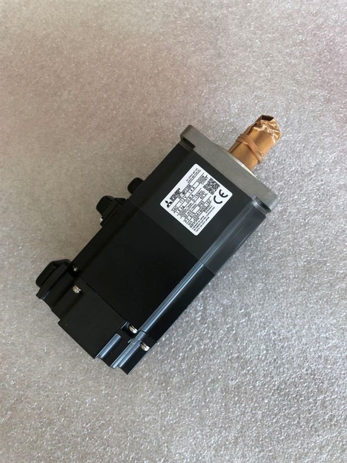 Модуль MITSUBISHI AC SERVO MOTOR HF-MP23BK HFMP23BK