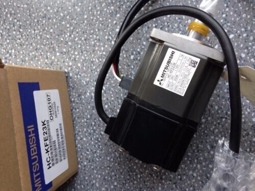 Модуль MITSUBISHI AC SERVO MOTOR HC-KFE23K HCKFE23K
