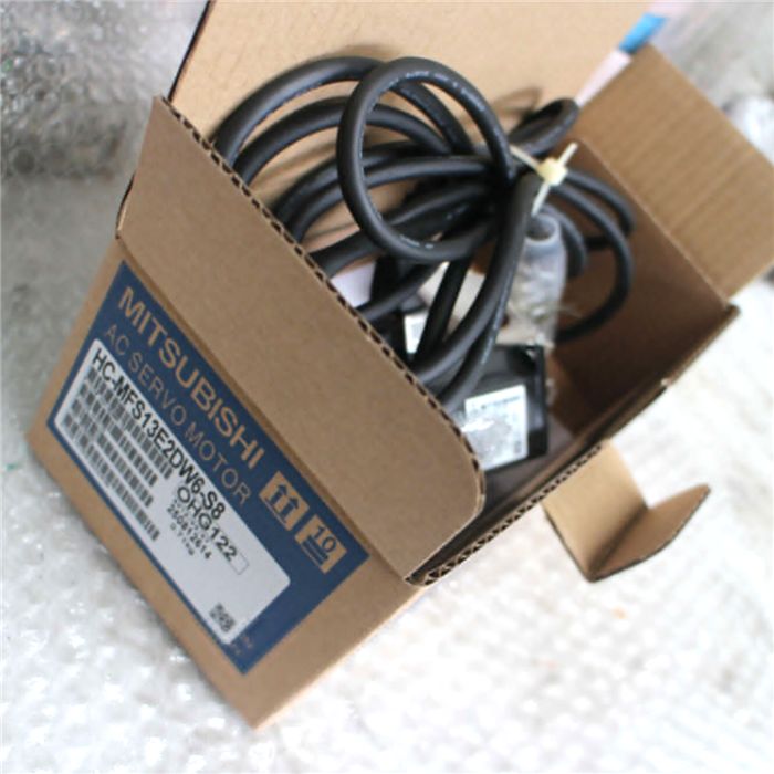 Модуль MITSUBISHI HC-MFS13E2DW6-S8 HCMFS13E2DW6S8 AC Servo Motor