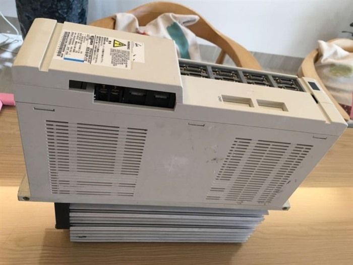 Модуль Mitsubishi MDS-B-SP-110 Servo Drive MDSBSP110