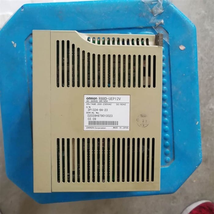 Модуль Omron R88D-UEP12V