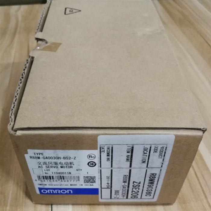 Модуль Omron R88M-G40030H-BS2-Z