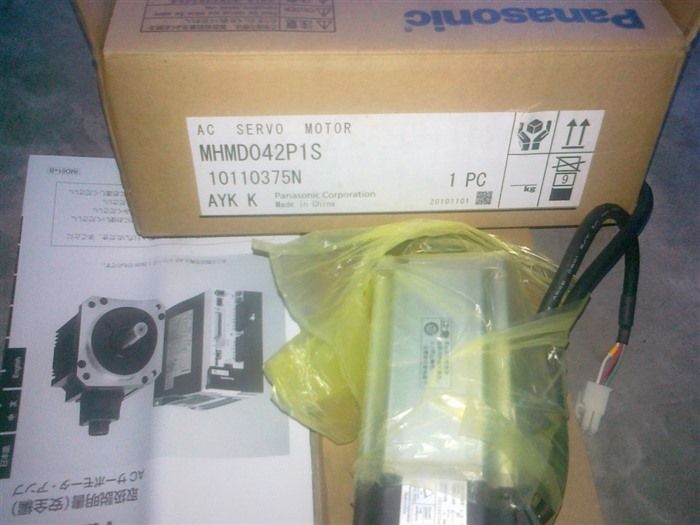 Модуль PANASONIC AC SERVO MOTOR MHMD042P1S ORIGINAL