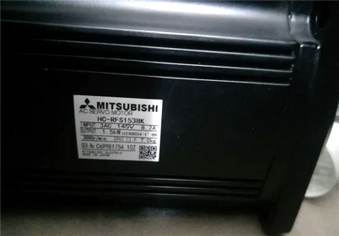 Модуль MITSUBISHI HC-RFS153BK AC SERVO MOTOR 1.5KW DRIVER PLC