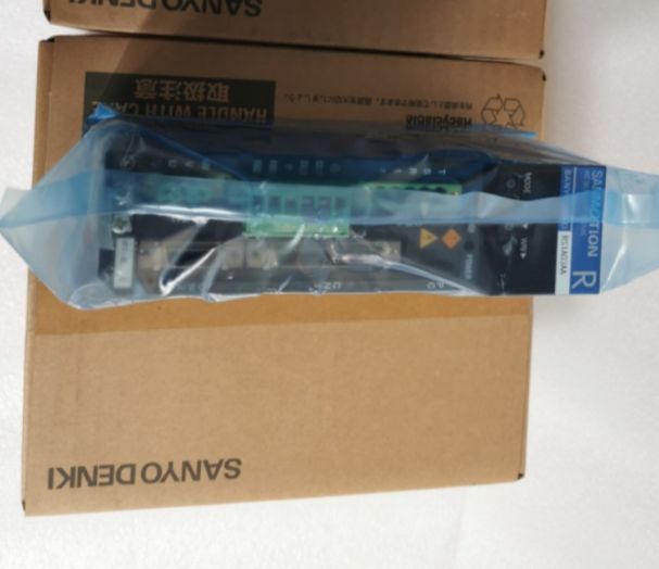 Модуль ORIGINAL SANYO DENKI AC SERVO DRIVER RS1A01AAW