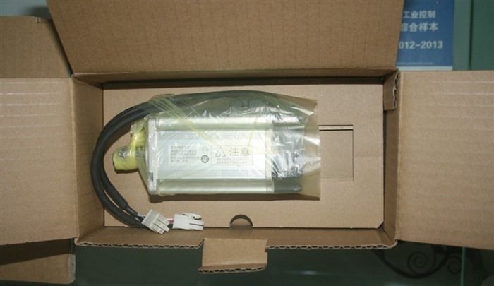 Модуль ORIGINAL PANASONIC AC SERVO MOTOR MHMJ042P1S