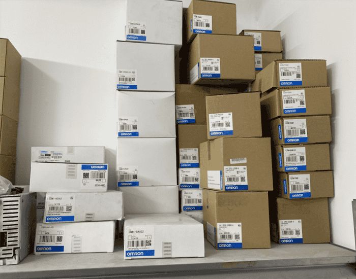 Модуль Omron C200HS-CPU21-EC